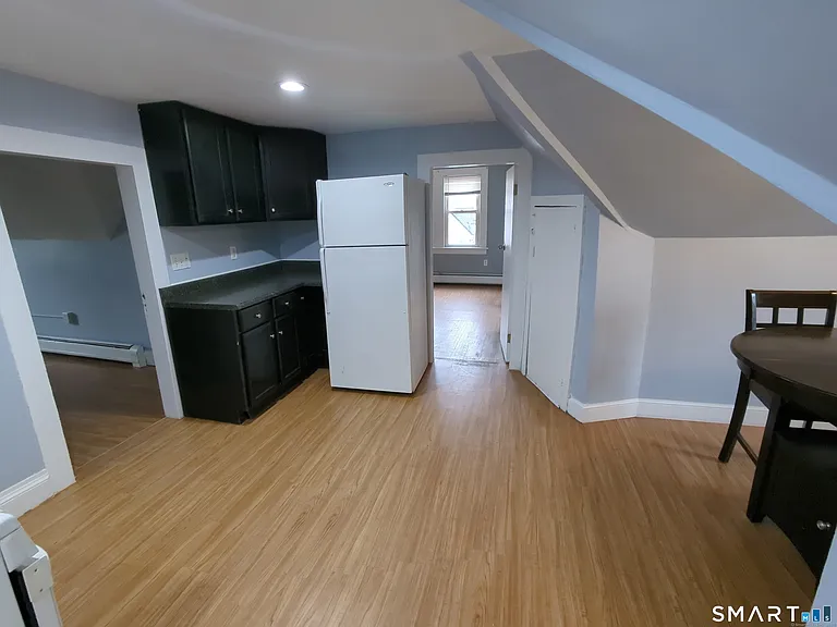 633 Arch St #3 — Photo 5