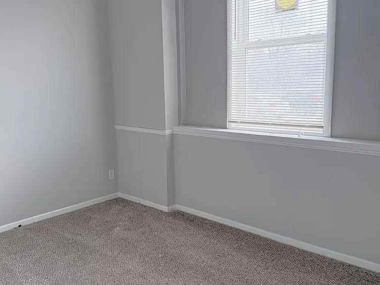Mason School Apartments — Photo 17
