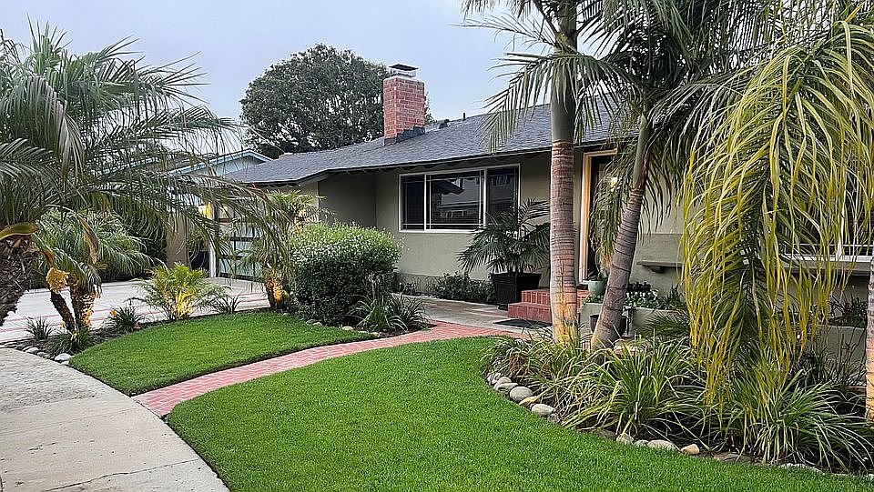 2nd image of 5366 Avon St