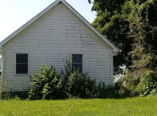 6683 Seeley Rd, Belding, MI 48809