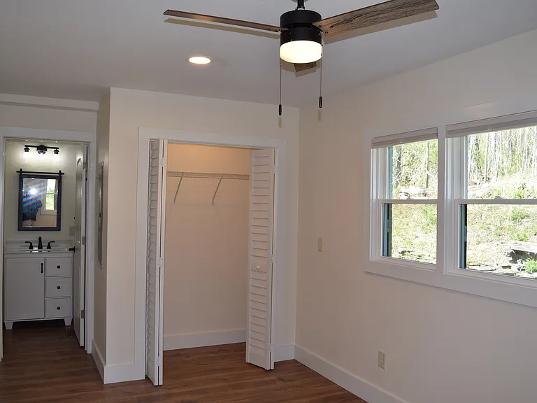 2nd bedroom and bath. dimmable flush lights