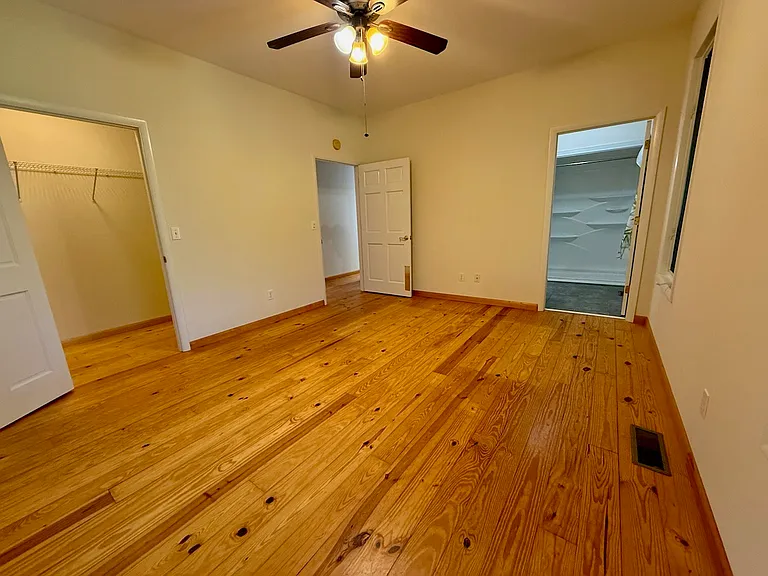 181 Brier Rose Ln — Photo 10