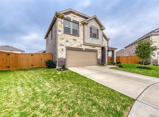 7603 Royal Oasis Ln, Cypress, TX 77433