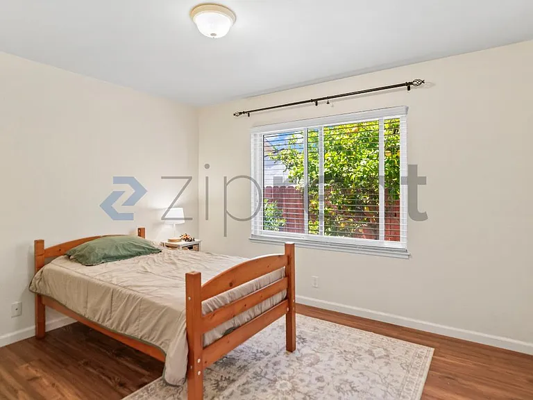 7525 Hazelnut Dr — Photo 26