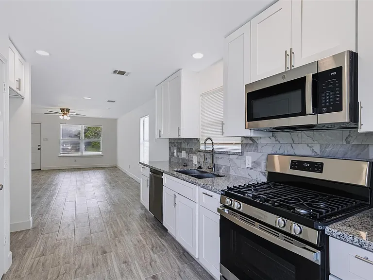 11522 Mosscrest Dr — Photo 7