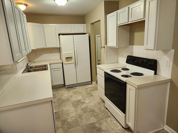 4th image of 141 N Gordon Ave