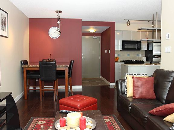 4th image of 1438 Richards St #801