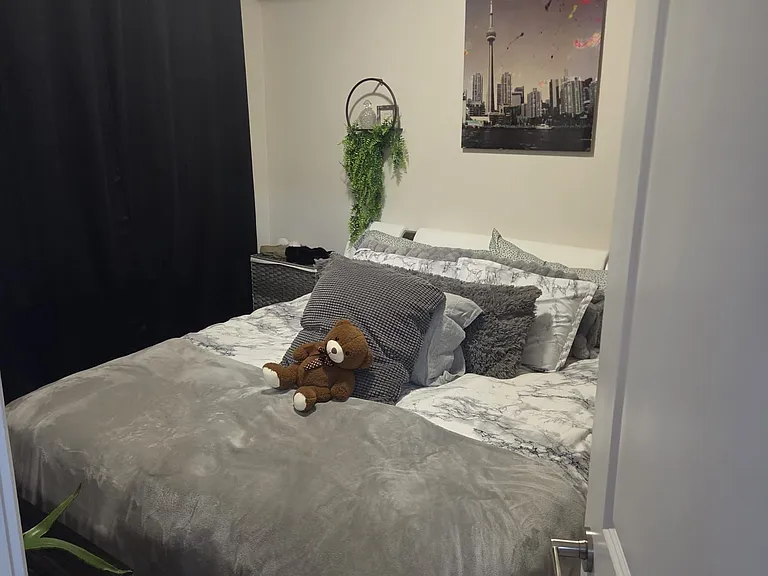 3200 William Colston Ave #810 — Photo 9