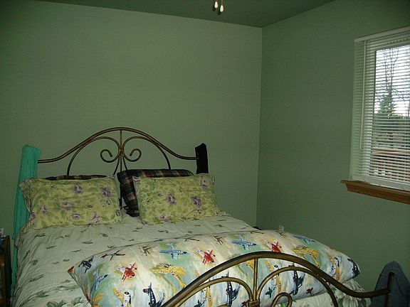 5th image of 21613 144th St E