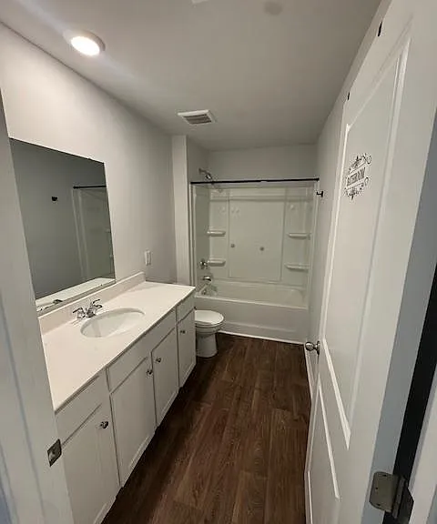 Unit Photo