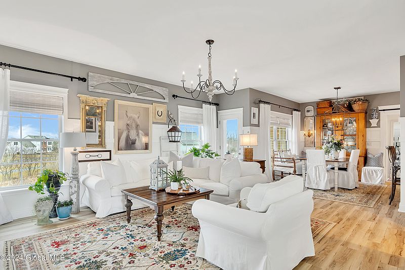 2nd image of 88 Beacon Street