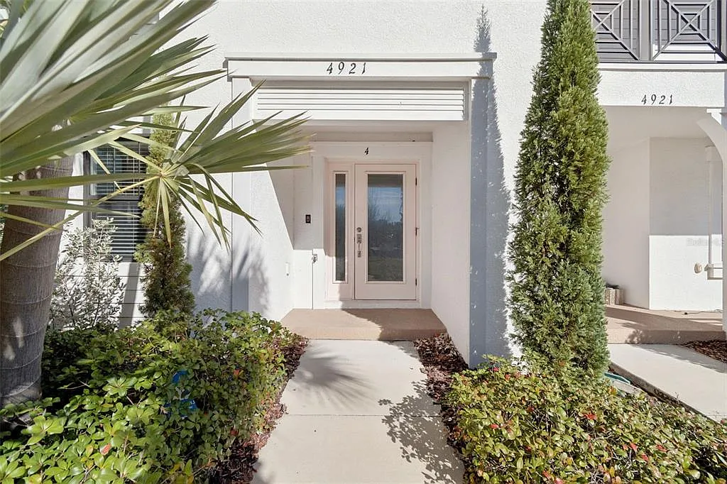 4 bed, 3.5 bath, 2511 sqft, $5,500 — Photo 3