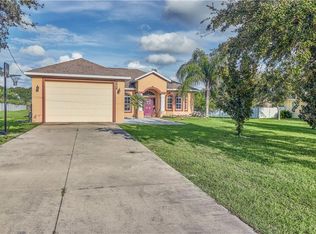 2424 Crestview Rd, Wimauma, FL 33598