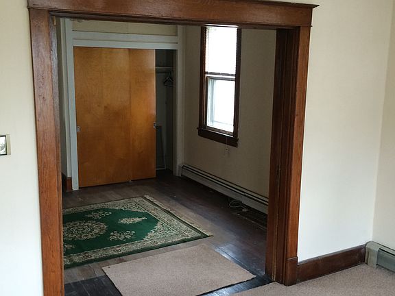 Entrance to Dining Room