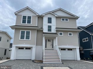 39 Weaver Dr, Manahawkin, NJ 08050