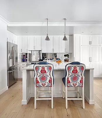 3rd image of 140 E 81st St #1E