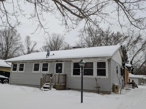 109 Bradley Dr, Jackson, MI 49201