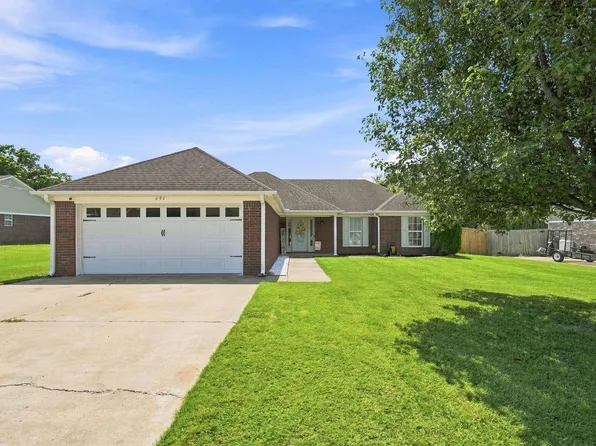 697 Bloomington Dr, Brighton, TN 38011