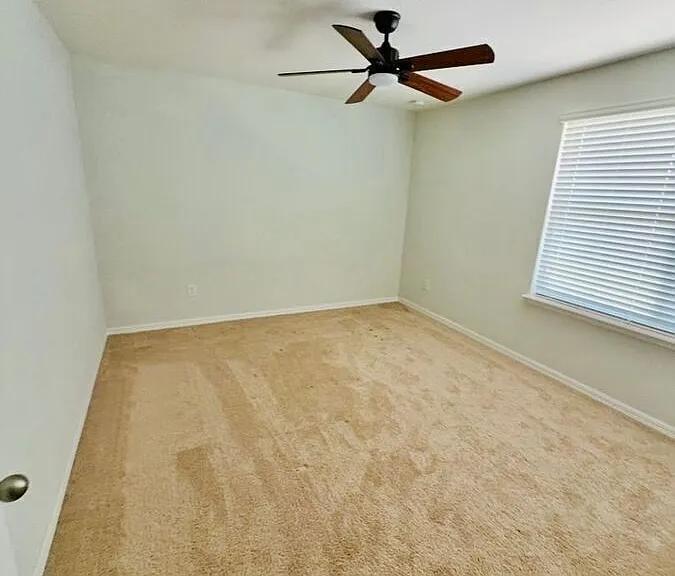 5344 Suncatcher Dr — Photo 3