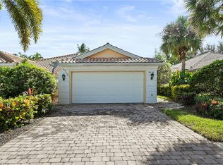 4910 Kingston Way, Naples, FL 34119