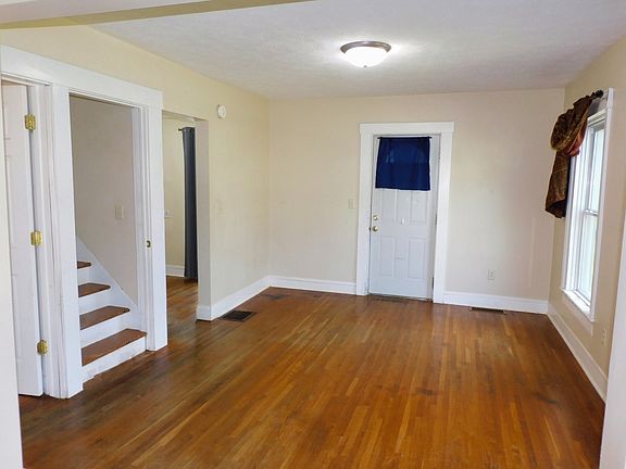 5th image of 307 N 5th St