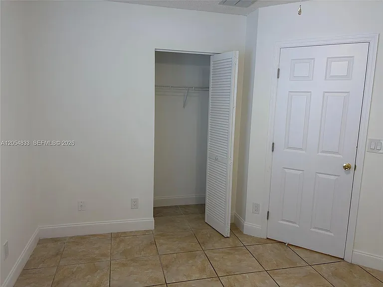9020 Lake Park Cir N — Photo 17
