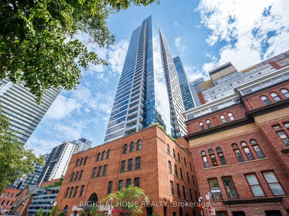 5 Saint Joseph St, Toronto, ON