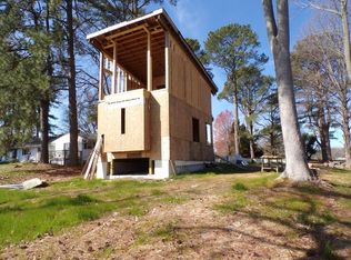 543 Buzzards Point Rd, Reedville, VA 22539