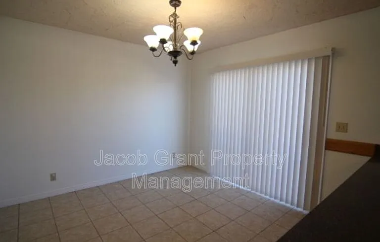 545 May St — Photo 5