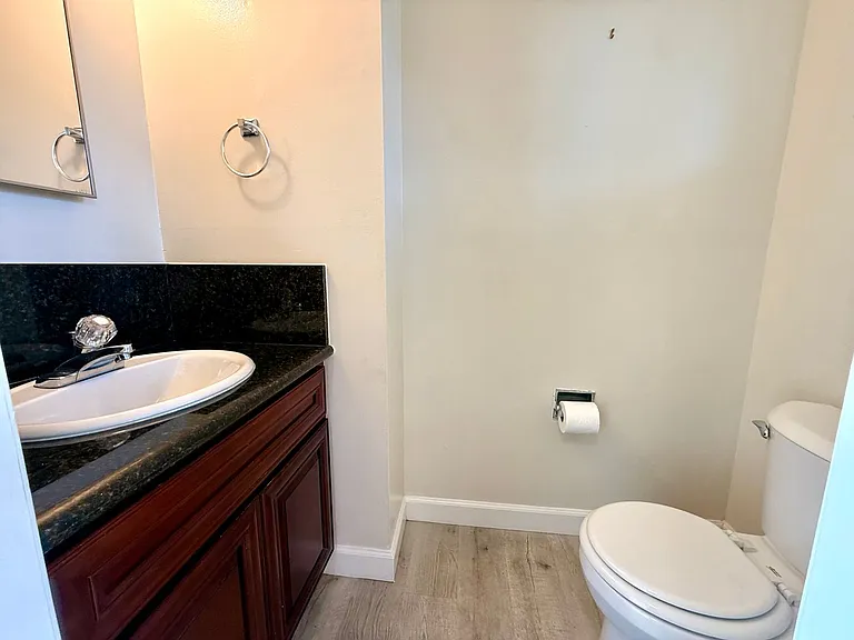2660 Flores St — Photo 13