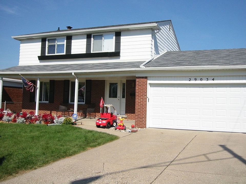 1st image of 29034 Van Laan Dr
