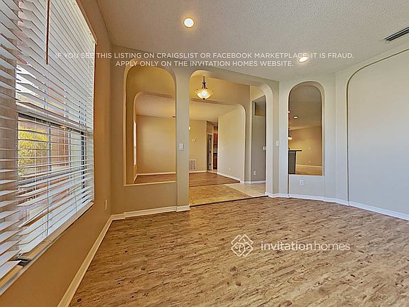3rd image of 1852 Barrington Cir