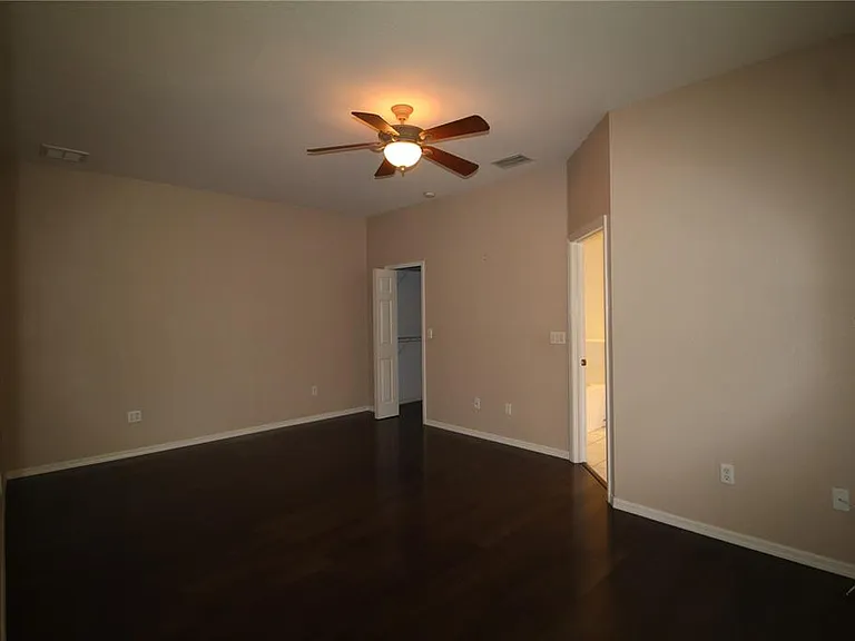 3724 Eagle Pass St — Photo 15