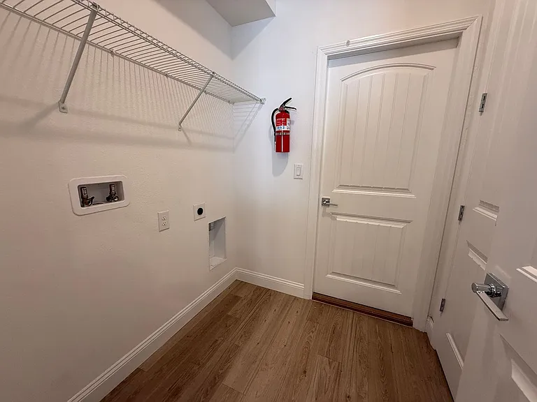 47 La Mancha Dr — Photo 12