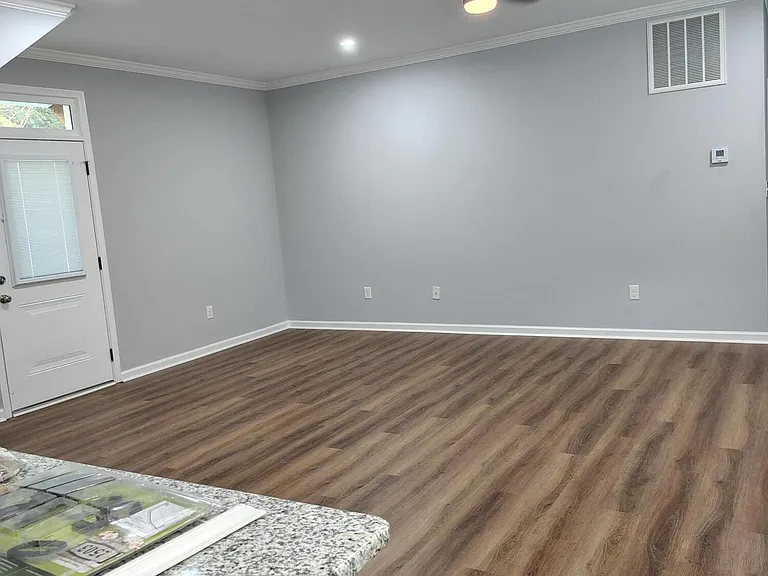 1061 Pinecrest Ave NW #A — Photo 8