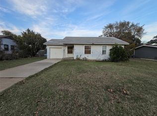 321 E Mustang St, Crowley, TX 76036