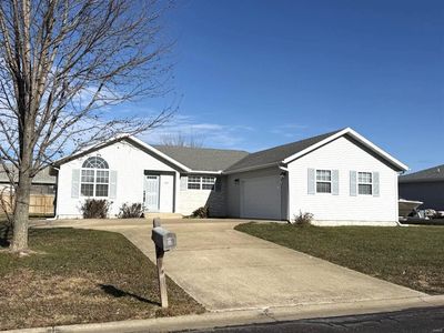 1141 Orchard Dr, Lebanon, MO, 65536