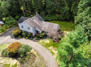 35 Wildewood Dr, Lynnfield, MA 01940