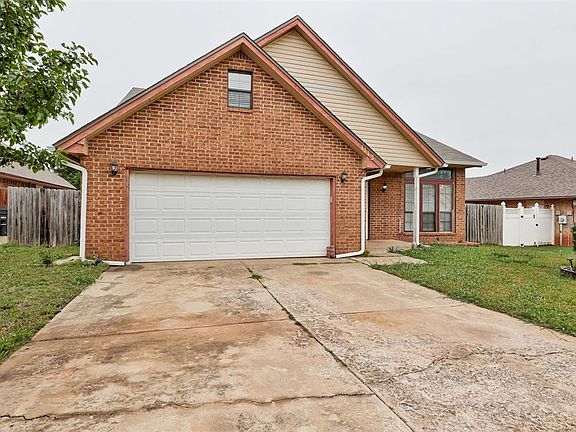 3rd image of 1113 NE 9th Ct