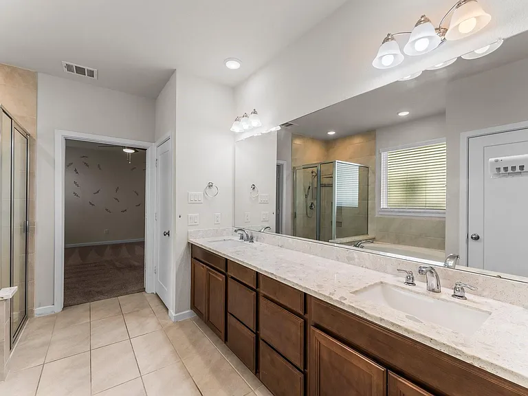 3850 Chapman Bluff Dr — Photo 16