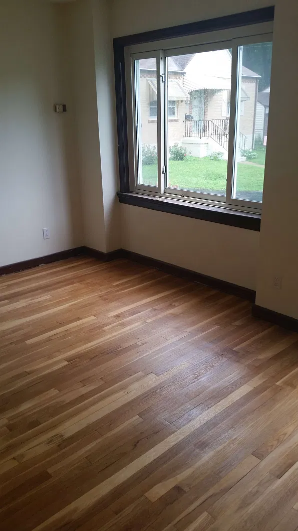 4 bed, 1300 sqft, $2,095 — Photo 2