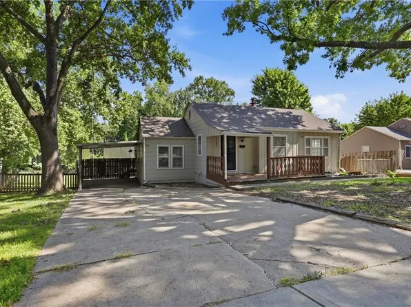 9604 E 67th Ter, Raytown, MO 64133