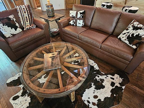 Actual wagon wheel table