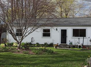 5 Oak Rd, Rocky Point, NY 11778