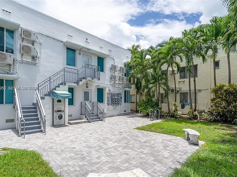 7936 Harding Ave #5 — Photo 3