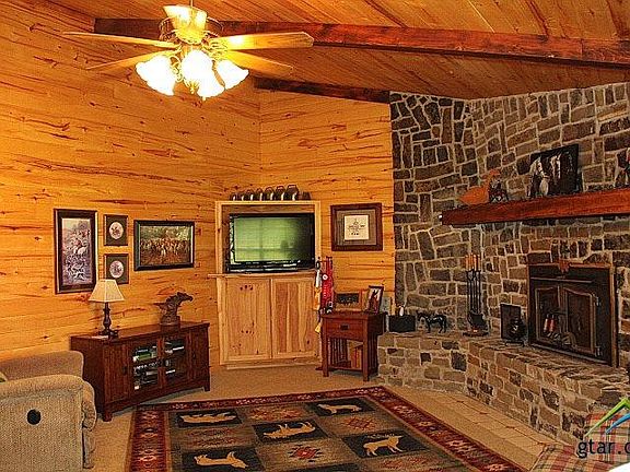 4th image of 1735 County Road 3750