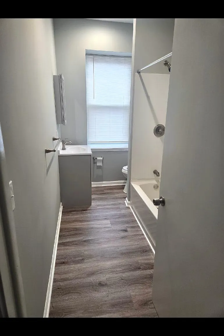 2 bed, 600 sqft, $1,400 — Photo 1