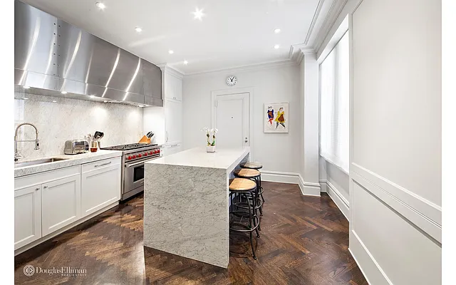 Sold by Douglas Elliman | media 6