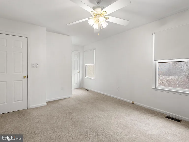 547 Pickering Station Dr — Photo 22