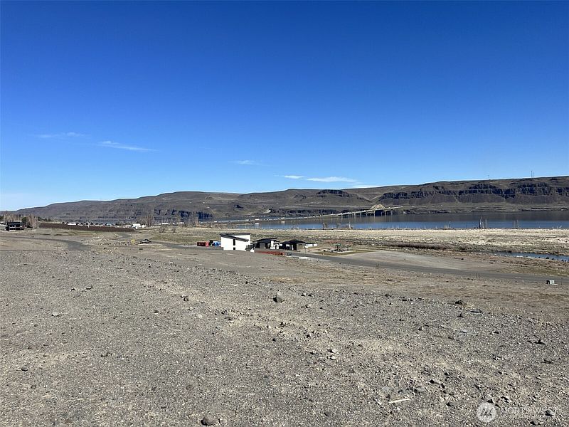 4th image of 630 Vantage Bay Loop